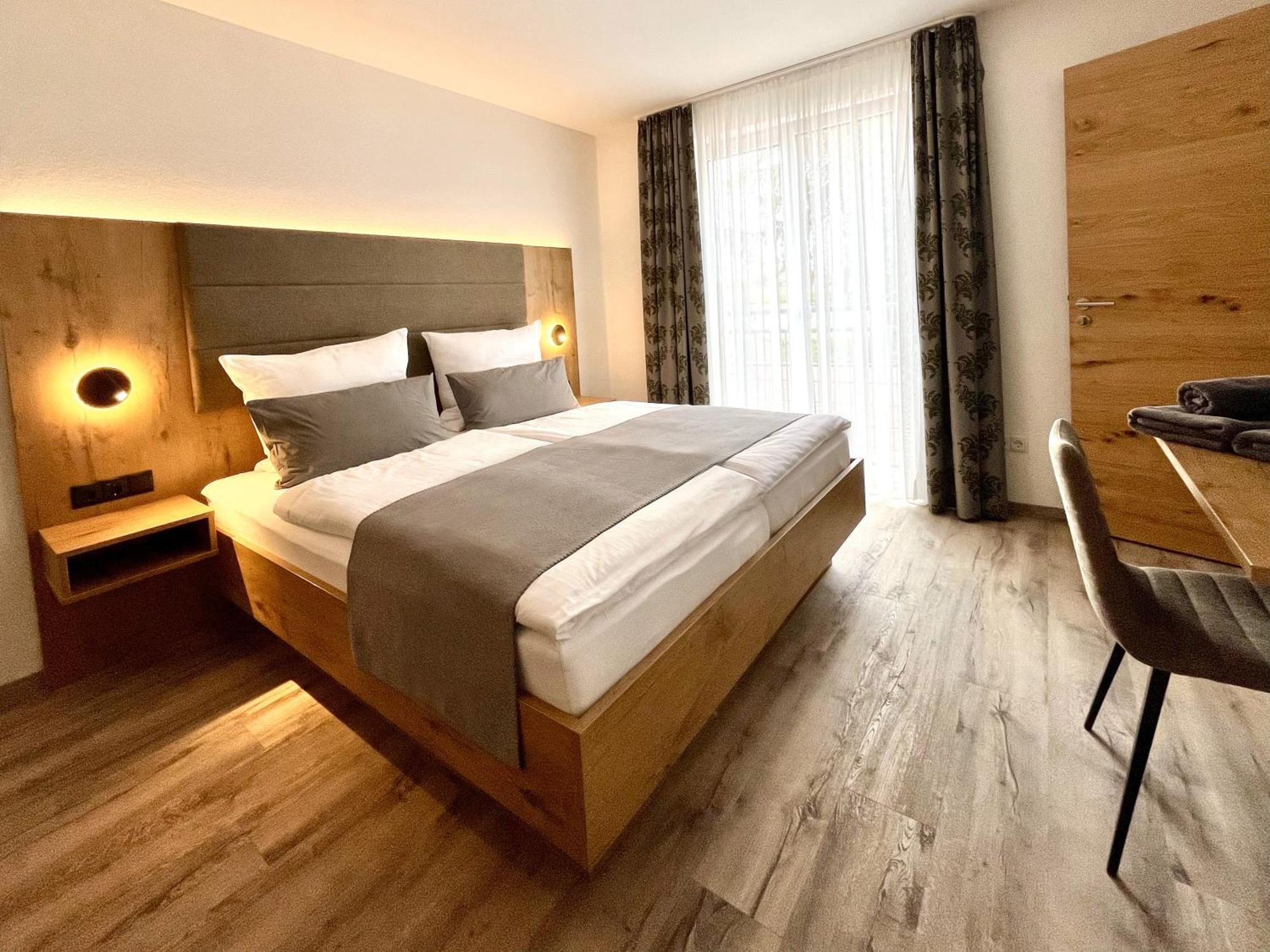 Gastwirtschaft & Hotel Doll Markt Indersdorf Pokoj fotografie